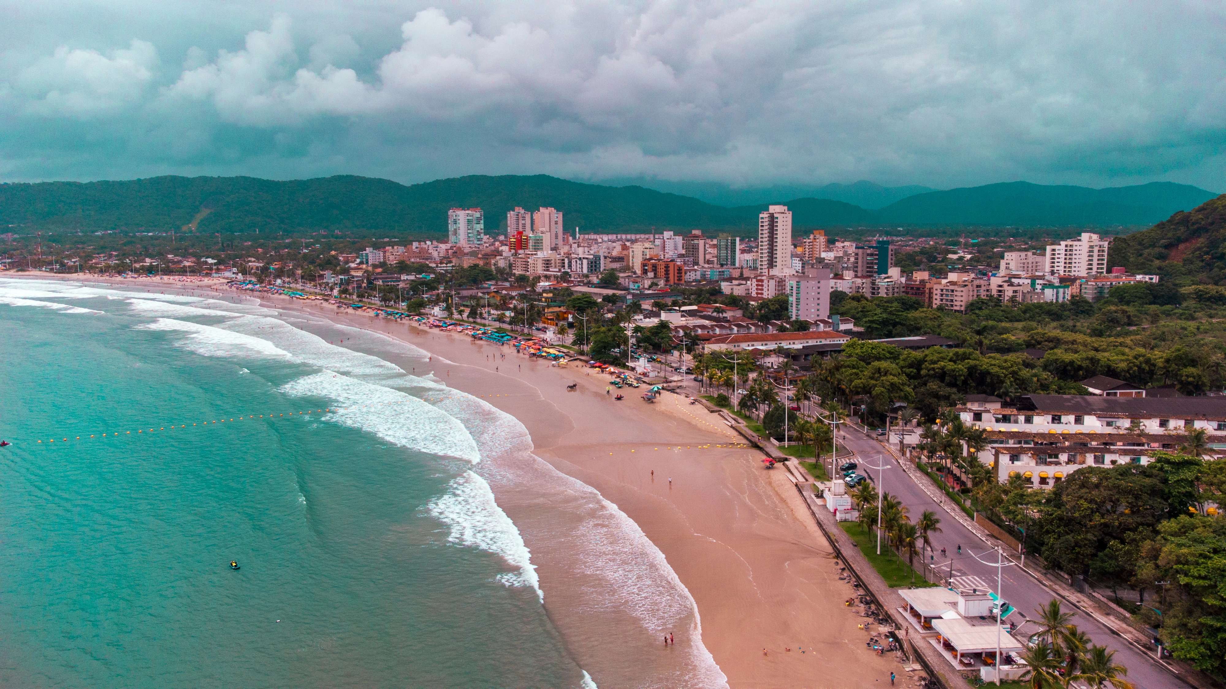 Praia da enseada Guarujá - DJI Mini 2 Pro